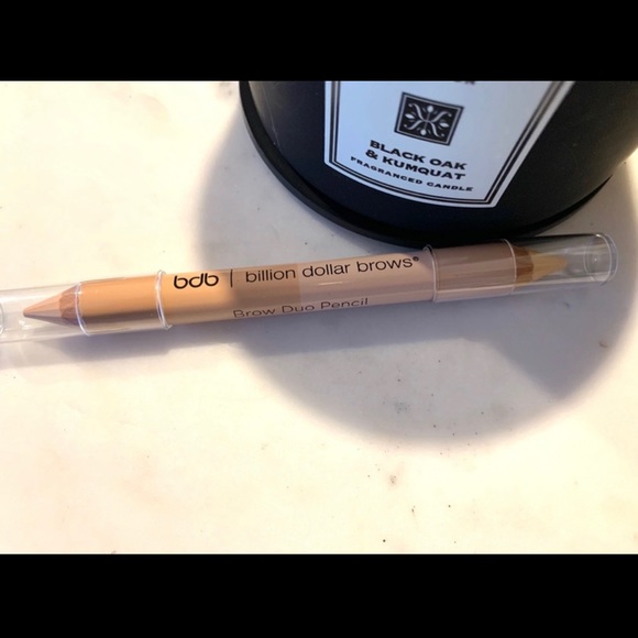 Makeup & Skincare Lot - Picture 5 of 5